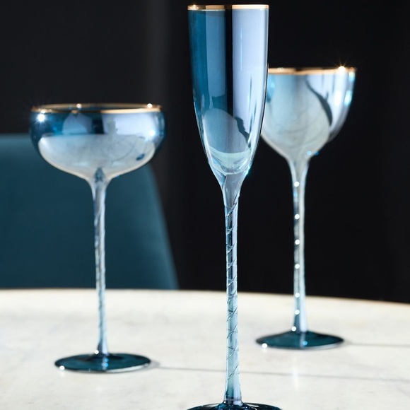 Anthropologie Alta Wine Glasses, Set of 4, NIB - Picture 2 of 3